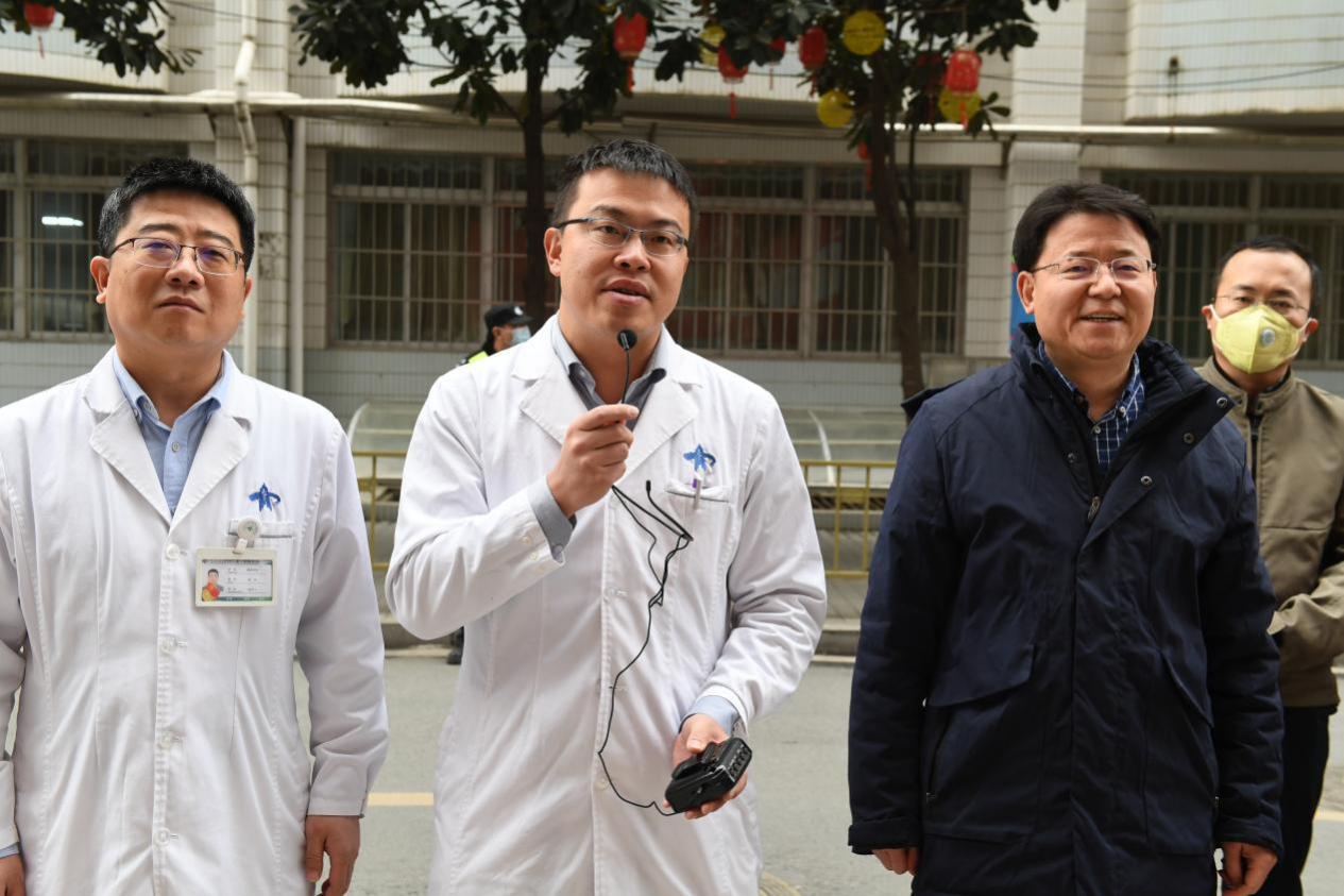 http://www.dyyy.xjtu.edu.cn/__local/C/B8/94/C657EF06162C150EBC89FDFF730_ACB1F04B_201C3.jpeg